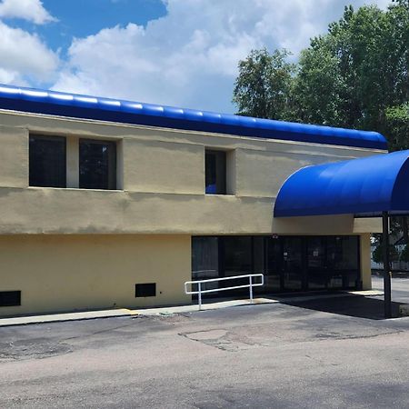Travelodge By Wyndham Gainesville Eksteriør billede